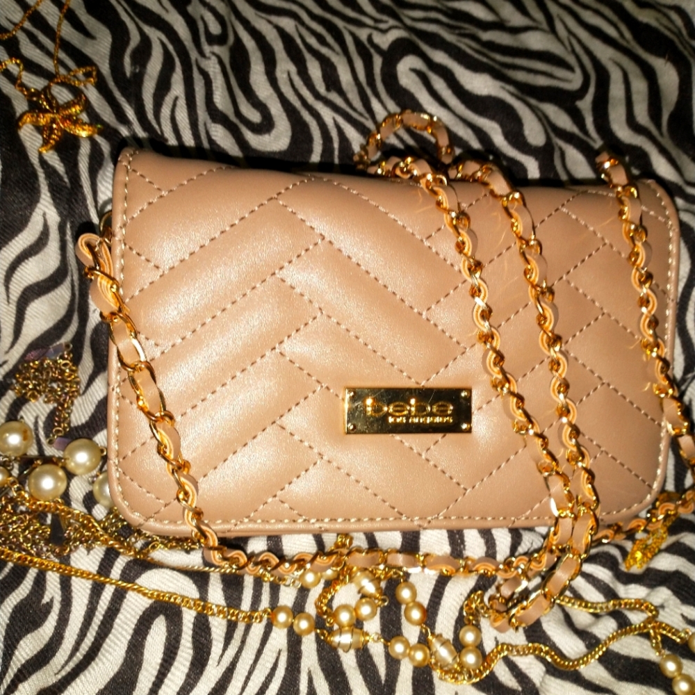 Guess purse
